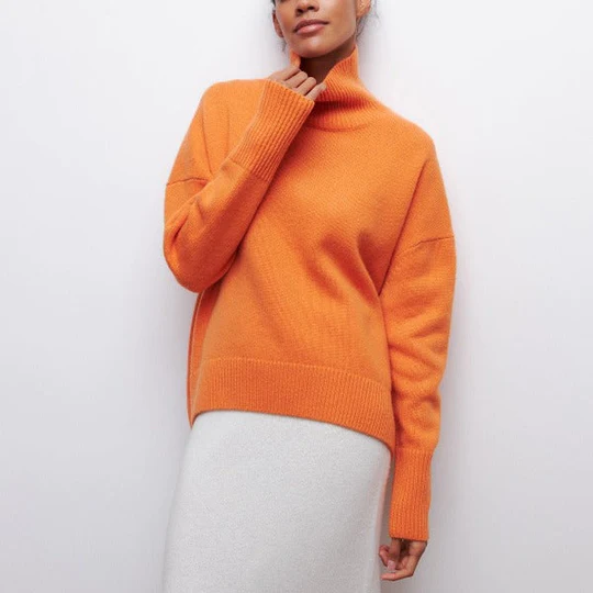 Oversized cotton turtleneck sweater top