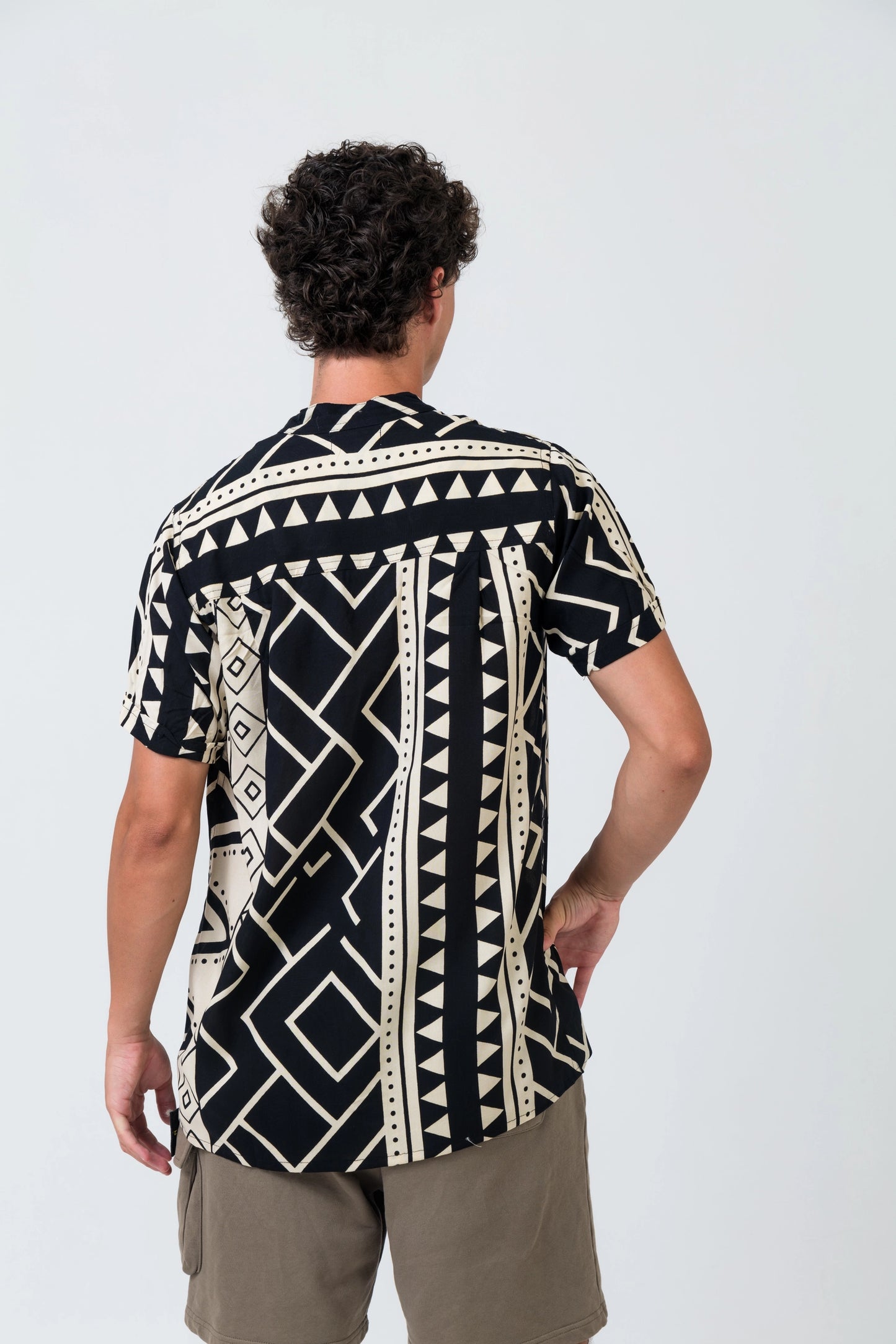 BOHO MAO CLÁSICO – Men's Short-Sleeve Rayon Shirt (Boho Print, S–3XL)